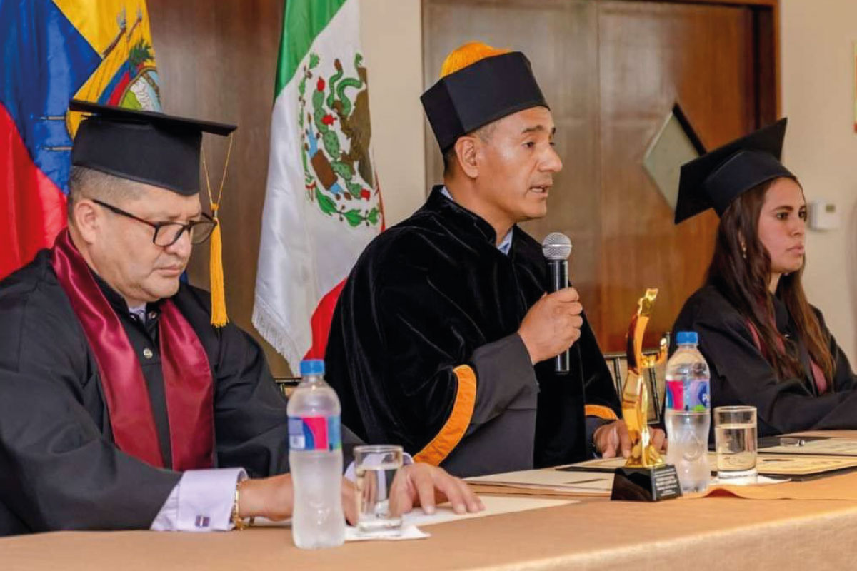 Doctorado Honoris Causa
